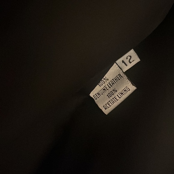 Vintage Leather Jacket - Picture 3 of 4